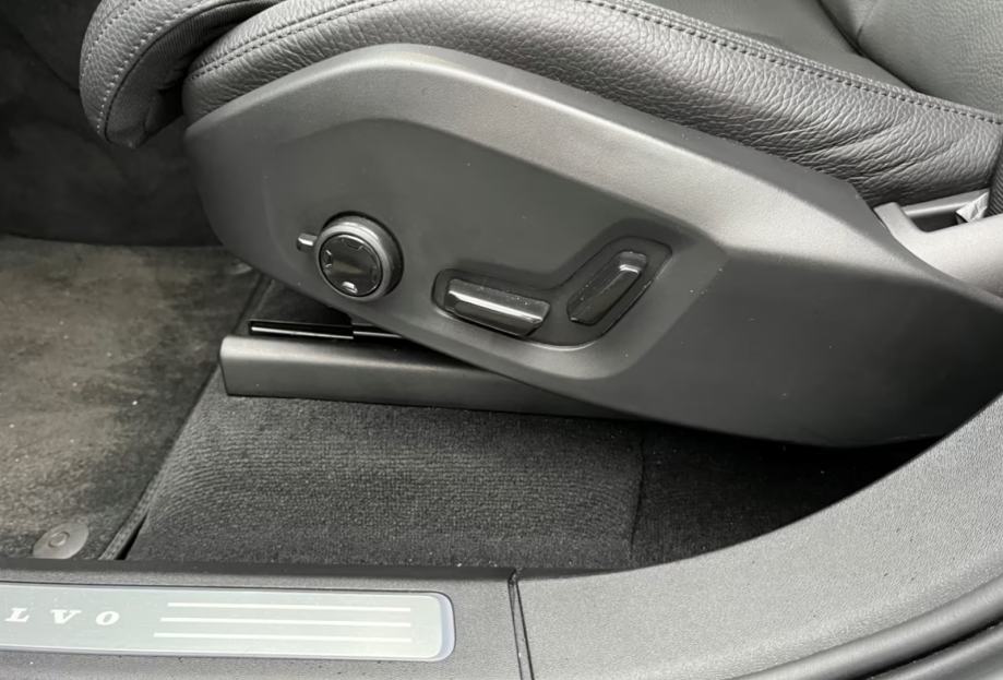 Volvo XC90 T8 AWD Plus Dark - U PDV-U, 7 SJED, ACC, 360 KAM, LED, H&K, fotografija 11
