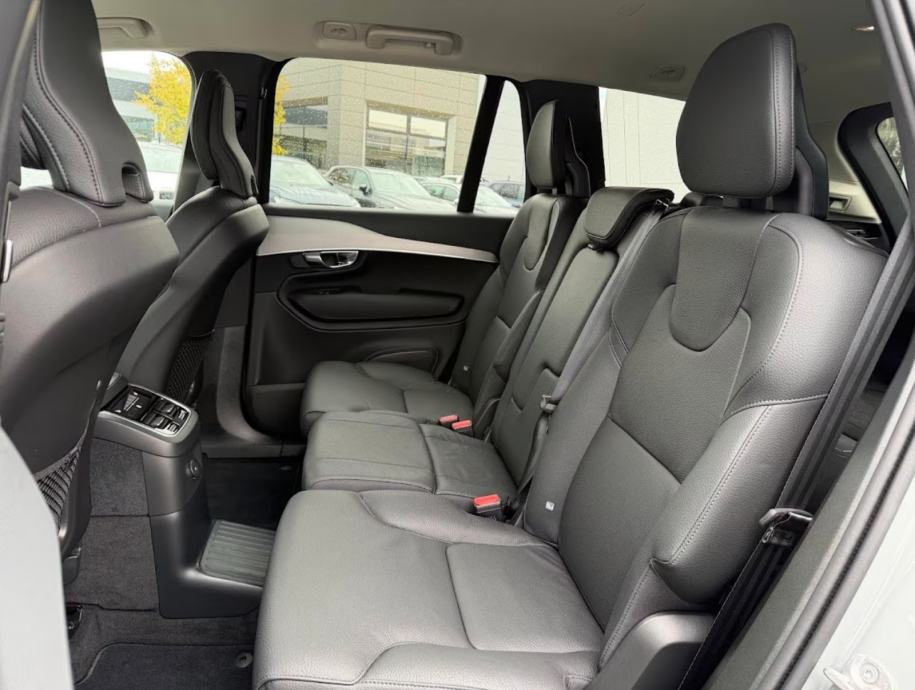 Volvo XC90 T8 Core Recharge Plug-In Hybrid AWD - U PDV-U, fotografija 9
