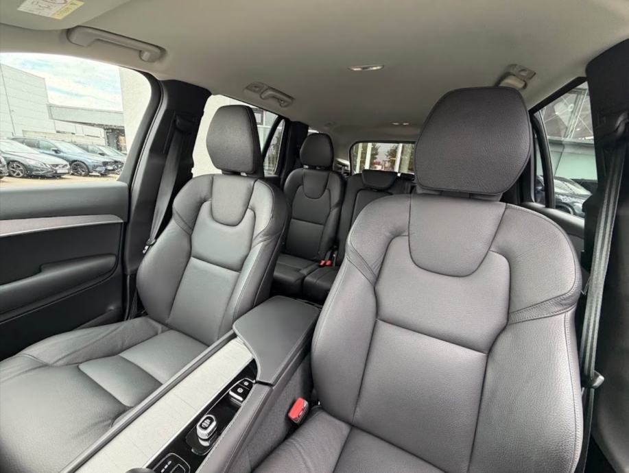 Volvo XC90 T8 Core Recharge Plug-In Hybrid AWD - U PDV-U, fotografija 7