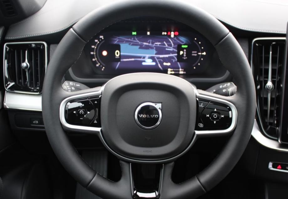 Volvo XC90 T8 PLUS BLACK EDITION AWD - U PDV-U, 360 KAMERA, 7 SJEDALA, fotografija 5