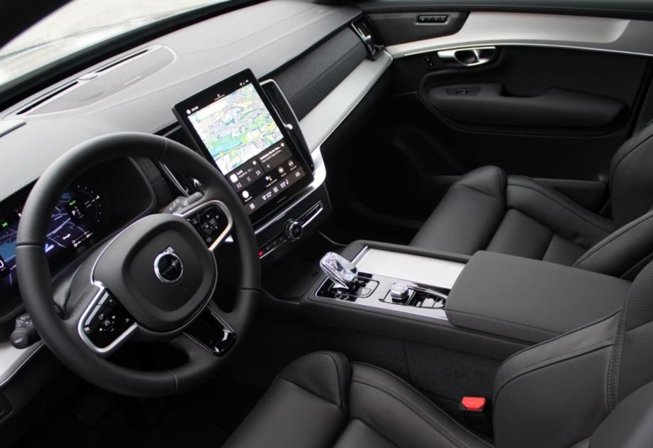 Volvo XC90 T8 PLUS BLACK EDITION AWD - U PDV-U, 360 KAMERA, 7 SJEDALA, fotografija 4