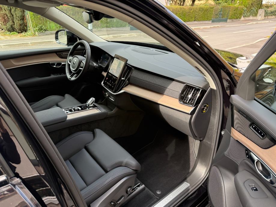 VOLVO XC90 T8 ULTRA DARK, fotografija 15