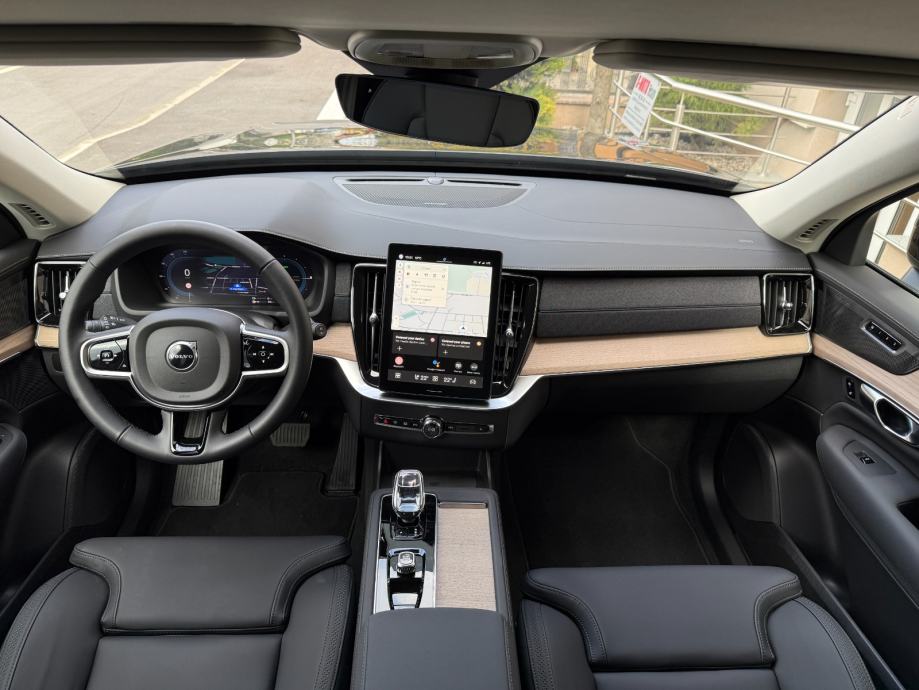 VOLVO XC90 T8 ULTRA DARK, fotografija 12