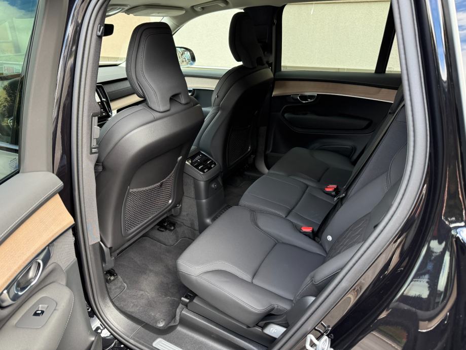 VOLVO XC90 T8 ULTRA DARK, fotografija 17