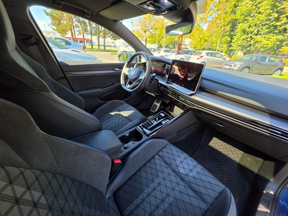 VW Golf 8.5 1,5 eTSI R-Line Plus, DSG, 2024, fotografija 12