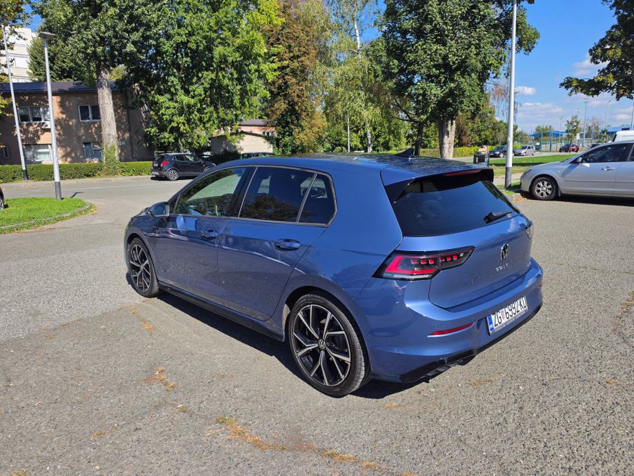 VW Golf 8.5 1,5 eTSI R-Line Plus, DSG, 2024, fotografija 2