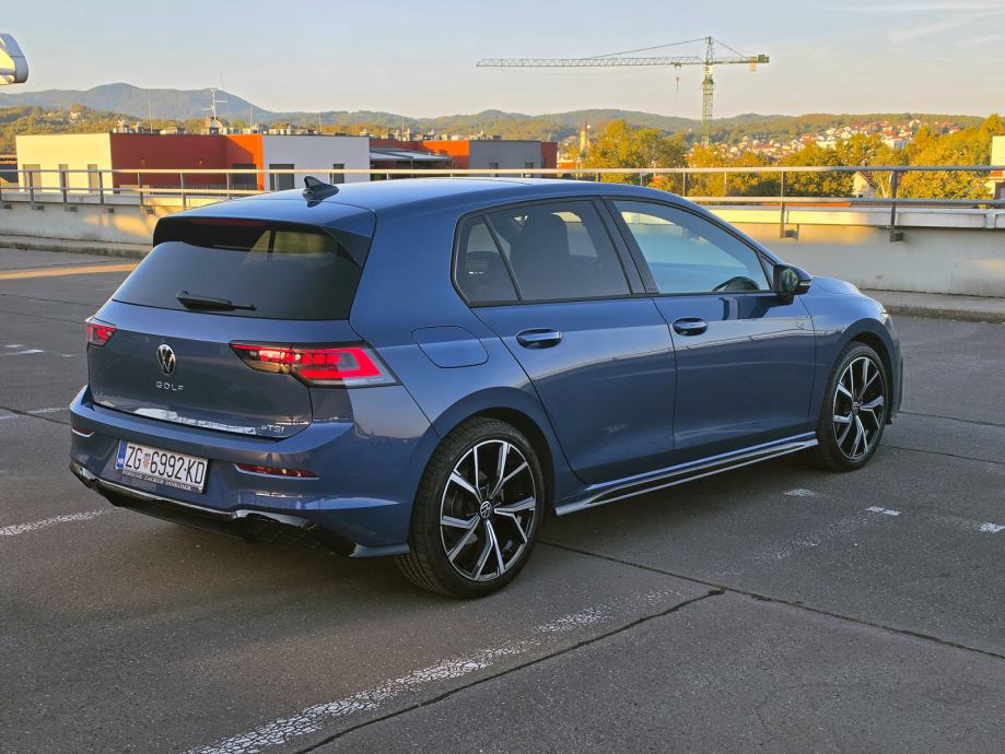 VW Golf 8.5 1,5 eTSI R-Line Plus, DSG, 2024, fotografija 8
