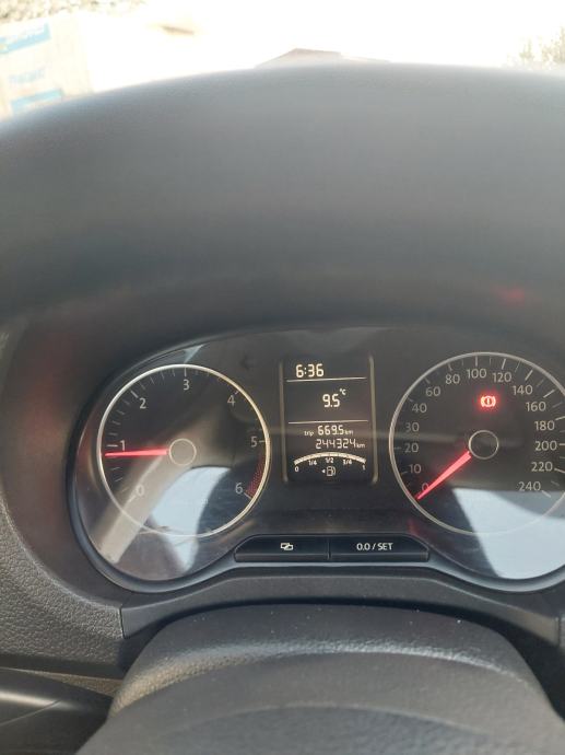 VW Amarok 2.0 TDI, fotografija 11