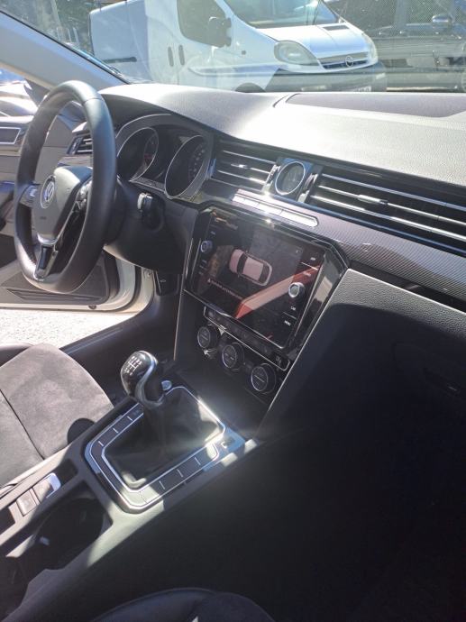 VW Arteon 2,0 TDI ELEGANCE | 100000 km | DCC | Ovlašteni servis, fotografija 12