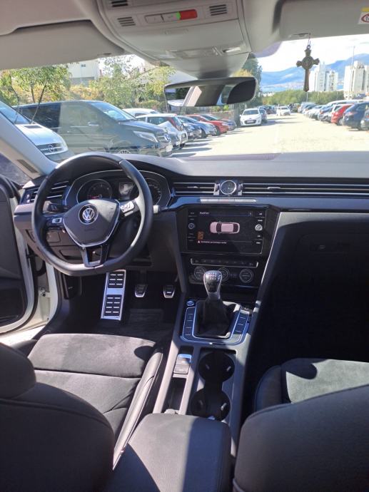 VW Arteon 2,0 TDI ELEGANCE | 100000 km | DCC | Ovlašteni servis, fotografija 14