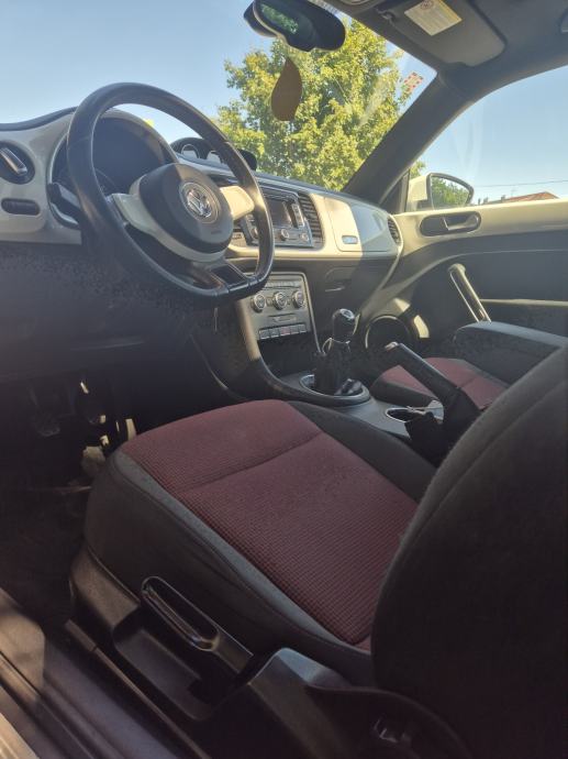 VW Beetle 1,2 TSI, fotografija 9