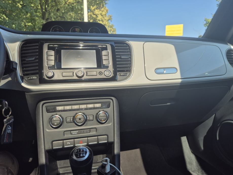 VW Beetle 1,2 TSI, fotografija 11