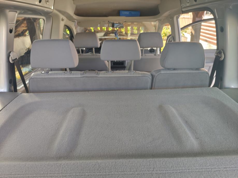 VW Caddy 1,6, fotografija 12