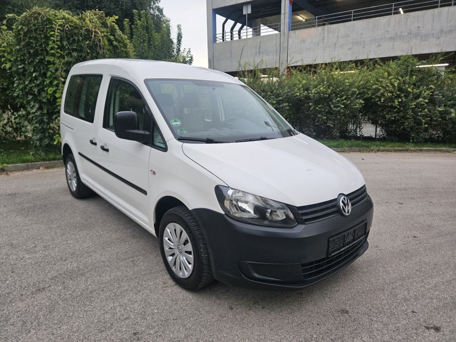 VW Caddy 1,6 TDI,izuzetno očuvan, fotografija 13