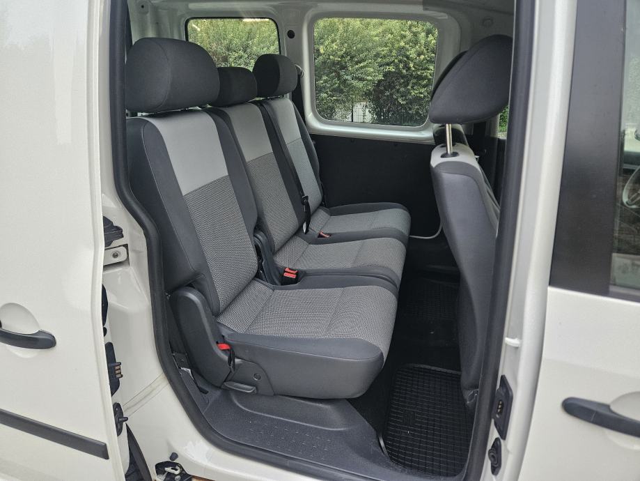 VW Caddy 1,6 TDI,izuzetno očuvan, fotografija 18