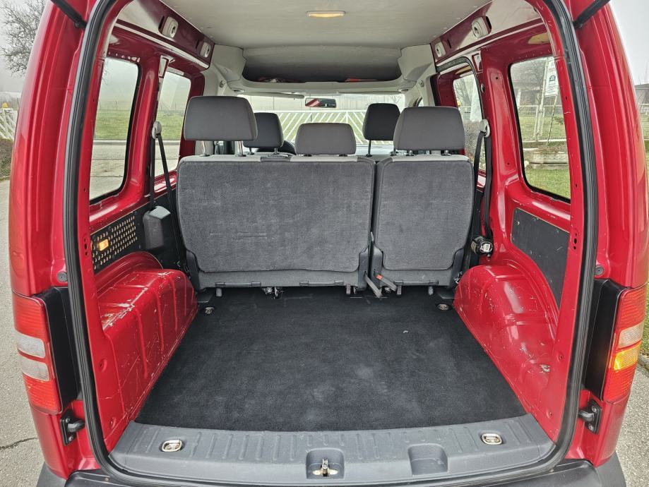 VW Caddy 1,6 TDI, fotografija 9