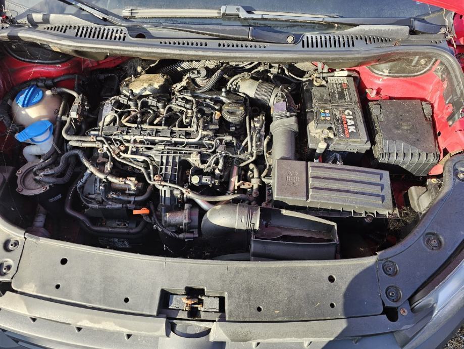 VW Caddy 1,6 TDI, fotografija 11