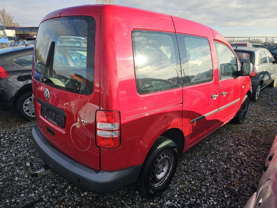 VW Caddy 1,6 TDI, fotografija 11