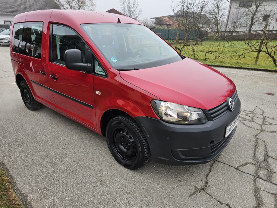 VW Caddy 1,6 TDI, fotografija 2