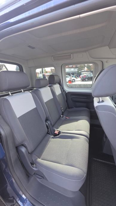 VW Caddy 1,6 TDI, fotografija 5