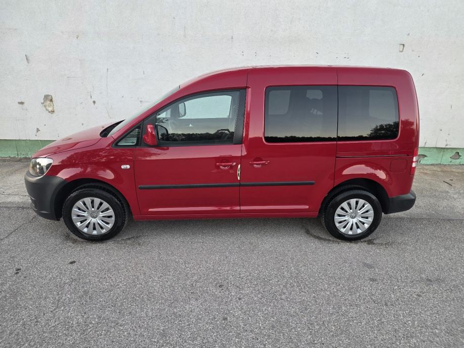 VW Caddy 1,6 TDI TRENDLINE, SERVISNA, JAMSTVO 12MJ., fotografija 4