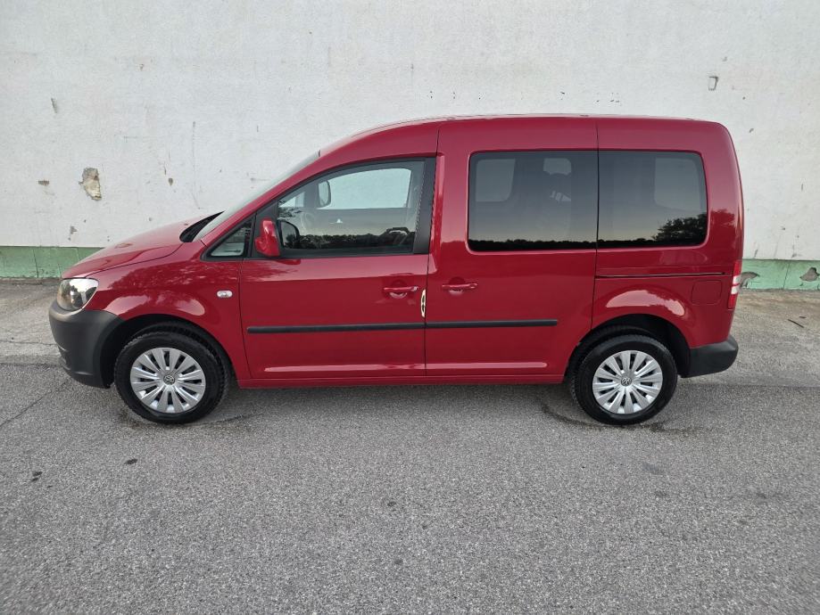 VW Caddy 1,6 TDI TRENDLINE, SERVISNA, JAMSTVO 12MJ., fotografija 5
