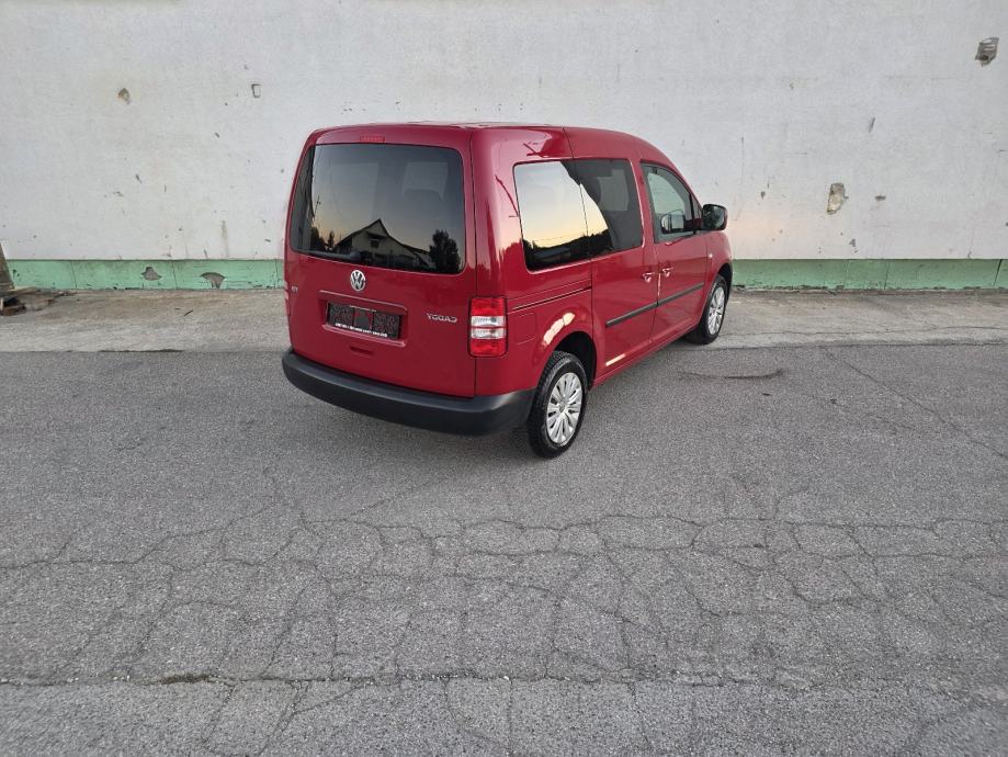 VW Caddy 1,6 TDI TRENDLINE, SERVISNA, JAMSTVO 12MJ., fotografija 14
