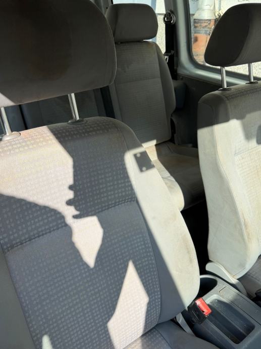 VW Caddy 2,0 SDI, fotografija 6