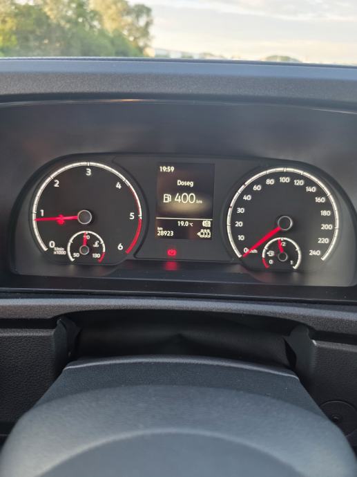 VW Caddy 2,0 TDI 2022☆ 33000KM, fotografija 11