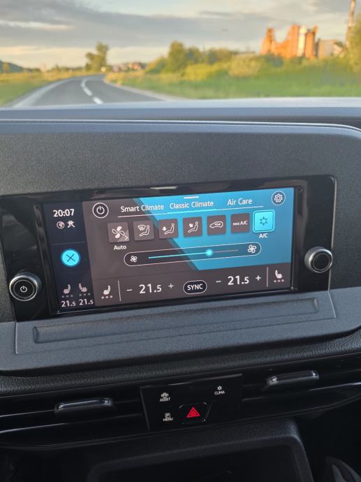 VW Caddy 2,0 TDI 2022☆ 33000KM, fotografija 15