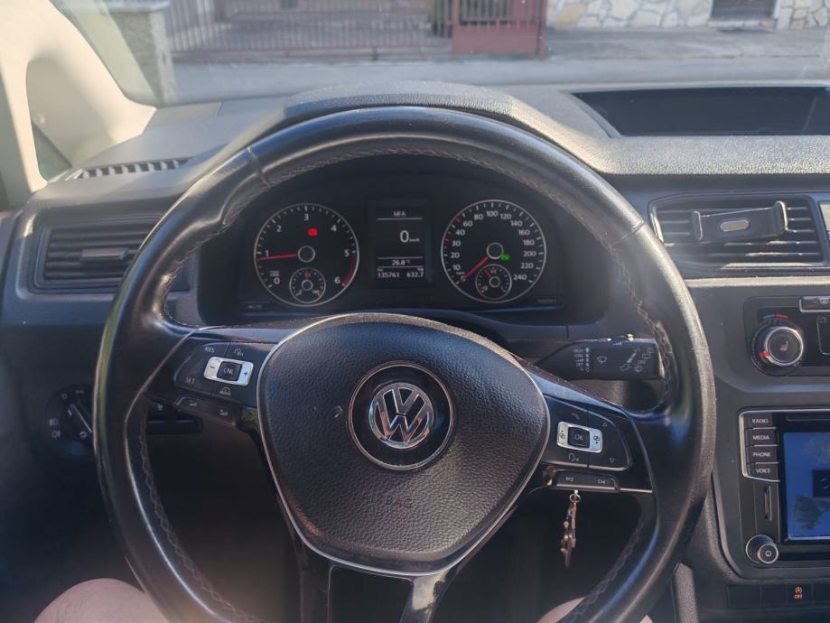 VW Caddy 2,0 TDI DSG 099/320-38-39, fotografija 7