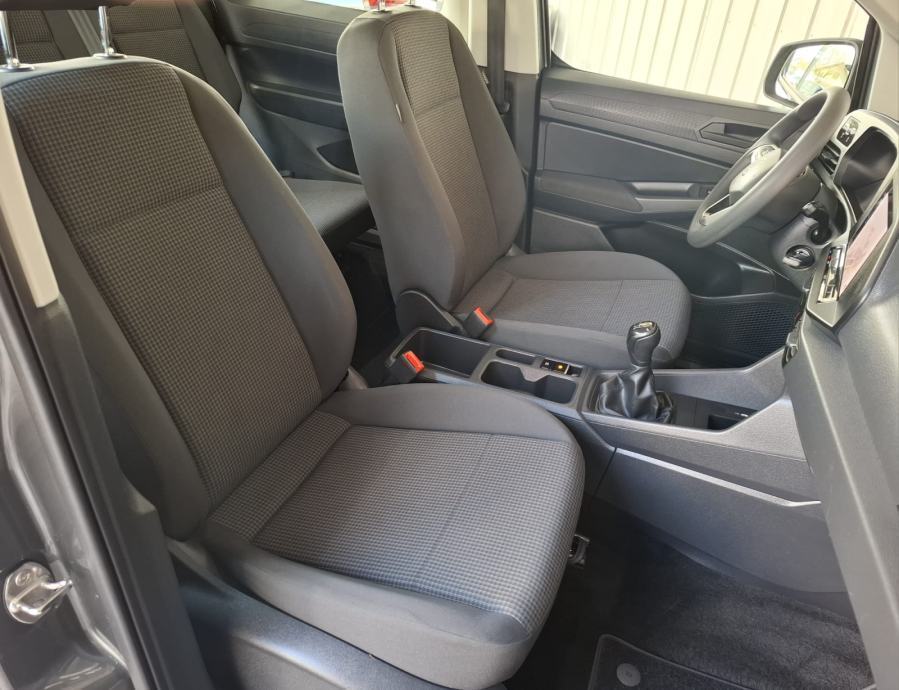 VW Caddy 2,0 TDI MAXI 7-SJEDALA NAVI PDC GARANCIJA DO 2 GOD., fotografija 9