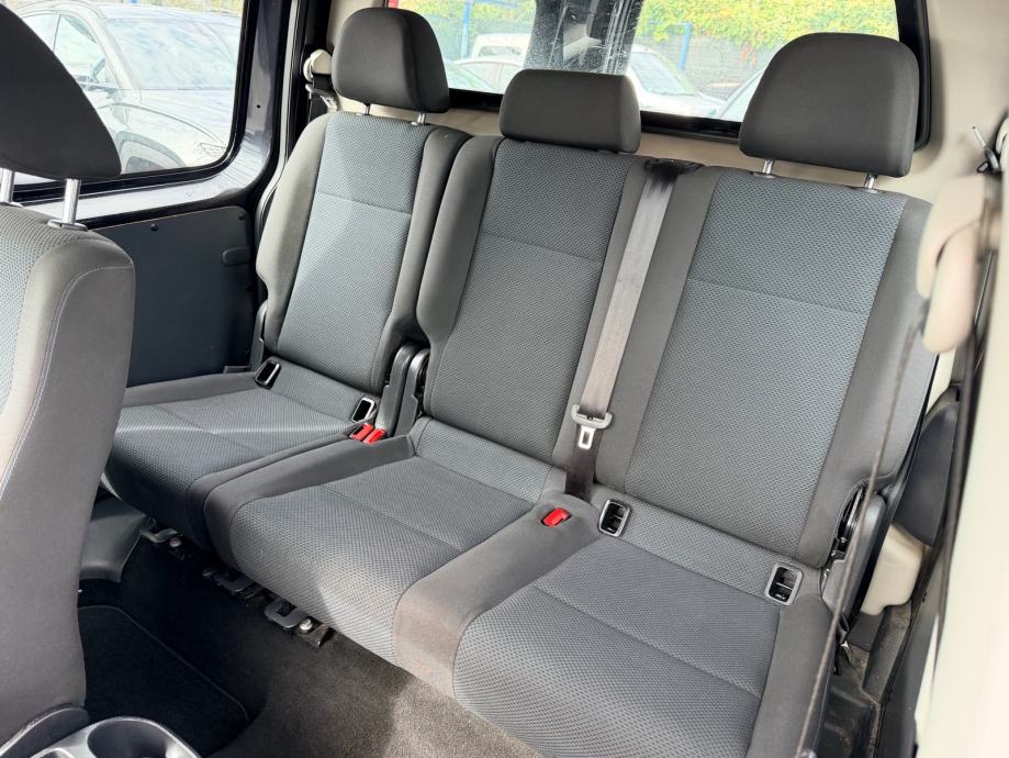 VW Caddy 2,0 TDI MAXI*GARACIJA*PUTNICKO VOZILO*, fotografija 14
