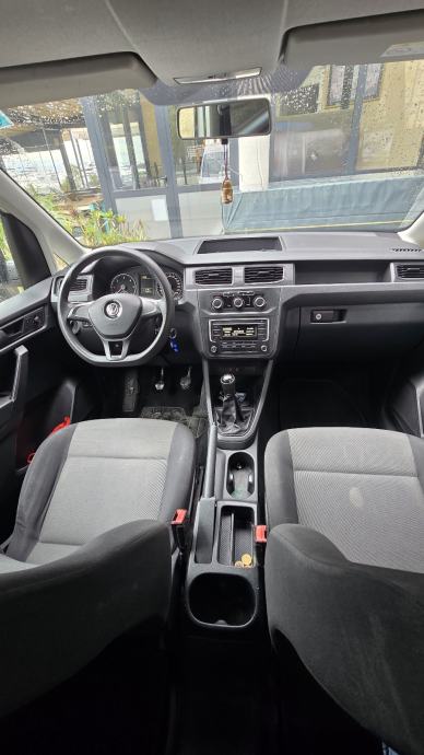 VW Caddy 2,0 TDI, fotografija 7
