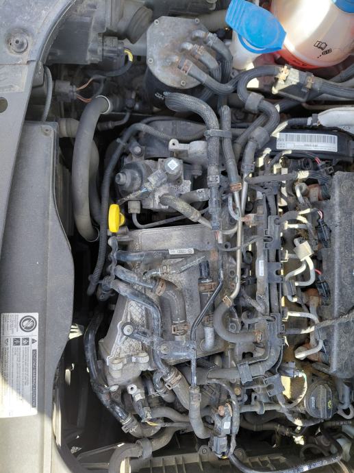 VW Caddy 2,0 TDI, fotografija 11