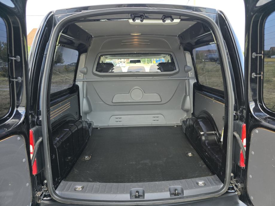 VW Caddy MAXI 1,6 TDI-2016gd.md-KLIMA-N1-5 sjedala,navigacija,KARTICE, fotografija 8