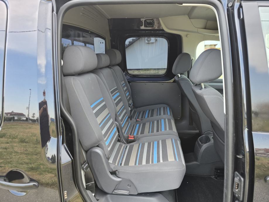 VW Caddy MAXI 1,6 TDI-2016gd.md-KLIMA-N1-5 sjedala,navigacija,KARTICE, fotografija 16