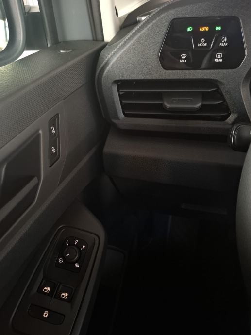 VW Caddy MAXI 2,0 TDI N1 5-sjedala 2xPDC KAMERA ASSIST NAVI GARANCIJA, fotografija 20