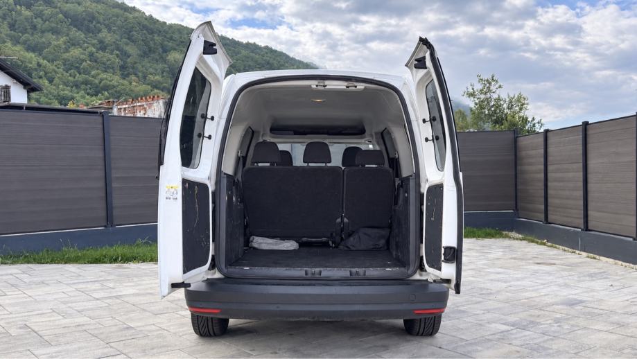 VW Caddy Maxi 2.0 TDI | registriran do 08/2027. | privatna prodaja, fotografija 5
