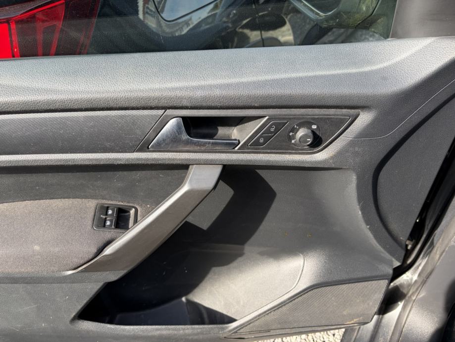 VW CADDY MAXI TDI DSG, 139 TKM, 5 SJEDALA, 360 PDC, R-KAM, JAMSTVO 12M, fotografija 17