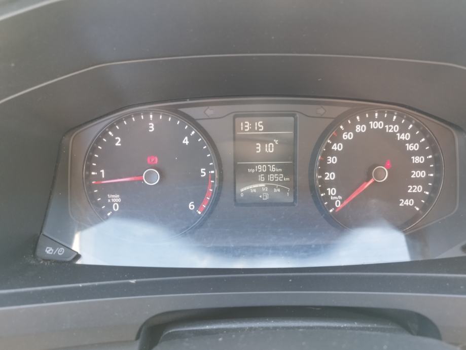 VW Caravelle 2,0 TDI 9 sjedala, fotografija 11