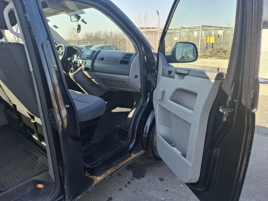 VW Caravelle 2.0 TDI, fotografija 10