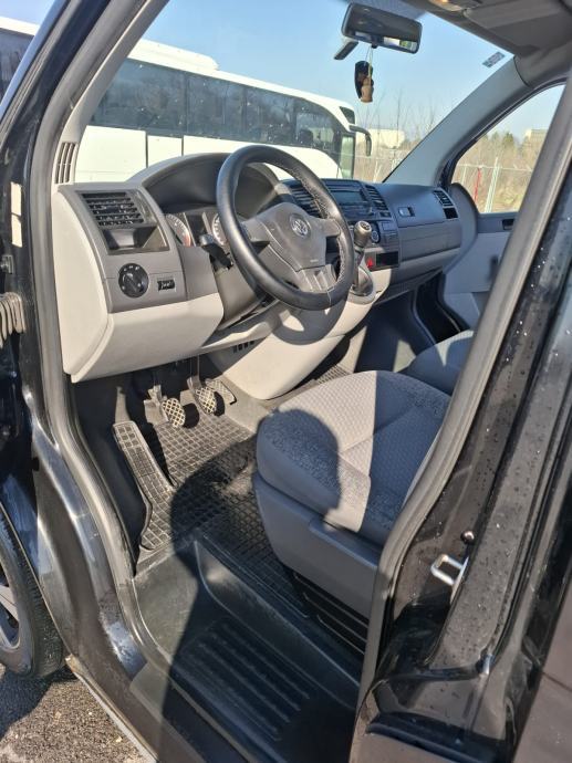 VW Caravelle 2.0 TDI, fotografija 15