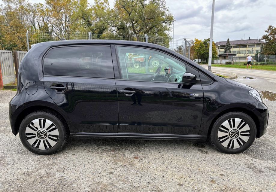 VW e-Up! | bat. 36,8 kWh | 258 km WLTP | kamera | grij. sjedala | LED, fotografija 6