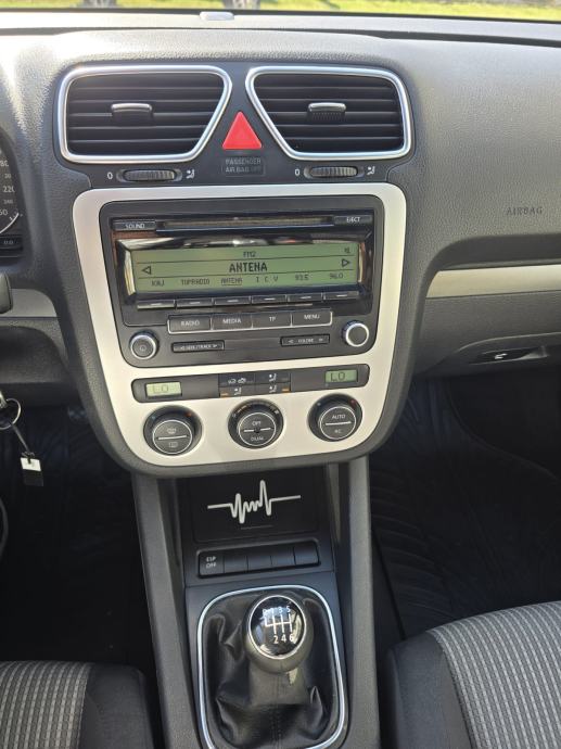 VW Eos 1,4 TSI 2009 god -reg4mj2028 klima radi krov savršeno radi, fotografija 19