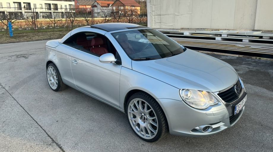 VW Eos 2,0 TDI 71tkm, servisna, rega 08/27, fotografija 10