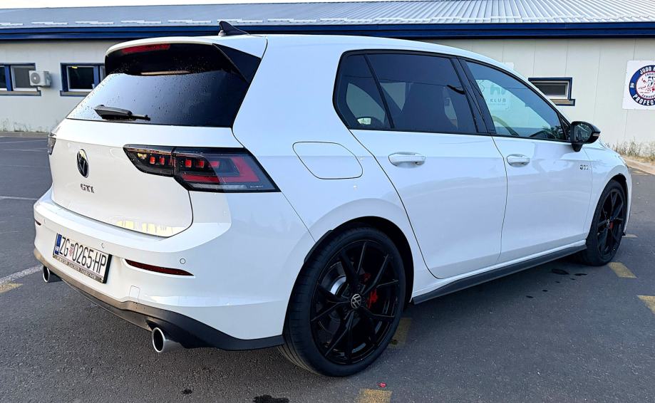 VW GOLF 8.5 2.0 GTI, fotografija 10
