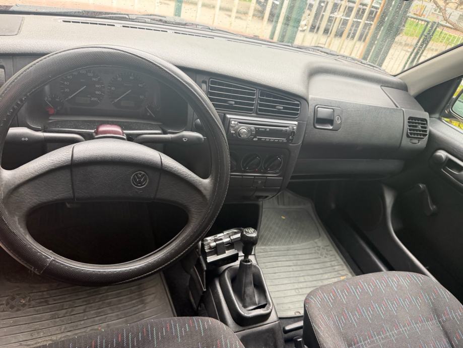 VW golf 3, 1.9 TD, 1995. u očuvanom stanju!, fotografija 9