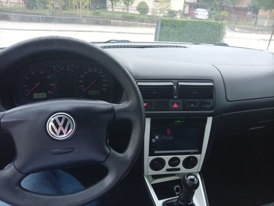 VW Golf 4 1,4 akcija - 649 eura, fotografija 12