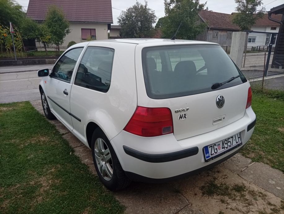 VW Golf 4 1,4 akcija - 649 eura, fotografija 7